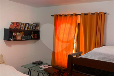 Apartamento à venda com 2 quartos, sendo 1 suíte,  em Canto do Forte, Praia Grande, SP
