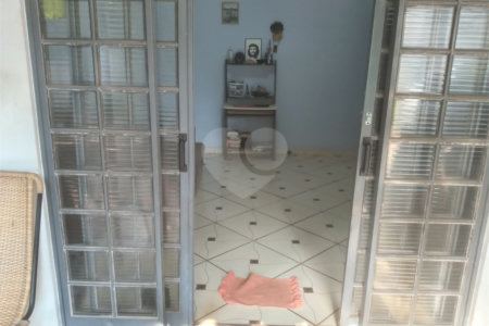 Casa à venda com 3 quartos em Vila Tito de Carvalho (vila Xavier), Araraquara, SP