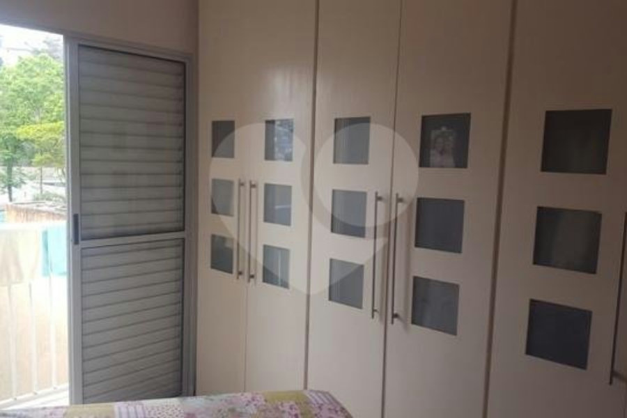Sobrado à venda com 5 quartos, sendo 1 suíte, em Jardim Virginia Bianca, São Paulo, SP