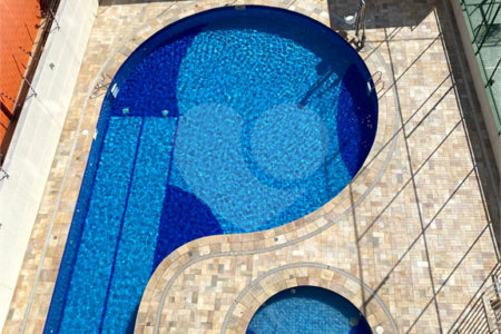 Apartamento à venda com 3 quartos, sendo 1 suíte, em Vila Rubens, Mogi das Cruzes, SP