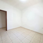 Casa à venda com 3 quartos, sendo 1 suíte, no condomínio Residencial Jardim das Palmeiras, Vinhedo - SP