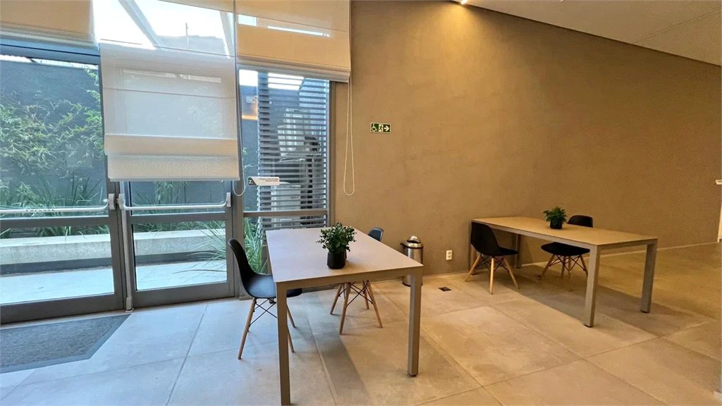 Apartamento à venda com 1 quarto em Santo Amaro, São Paulo, SP