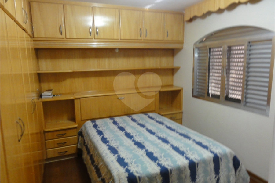 Sobrado à venda com 6 quartos, sendo 4 suítes, em Tremembé, São Paulo, SP