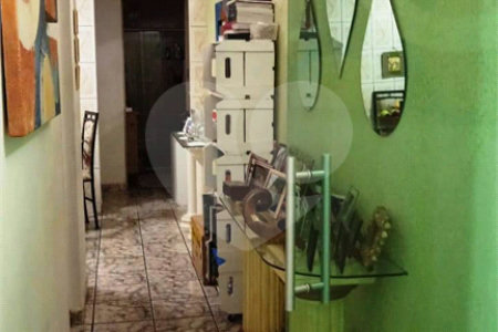 Casa versátil à venda: Casa com 2 Quartos, 3 Unidades Residenciais e Sala Comercial - Louveira