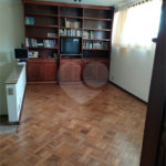 Casa à venda com 4 quartos, sendo 2 suítes, em Jardim das Vertentes, São Paulo, SP