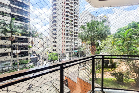 Apartamento à venda com 1 quarto em Indianópolis, São Paulo, SP