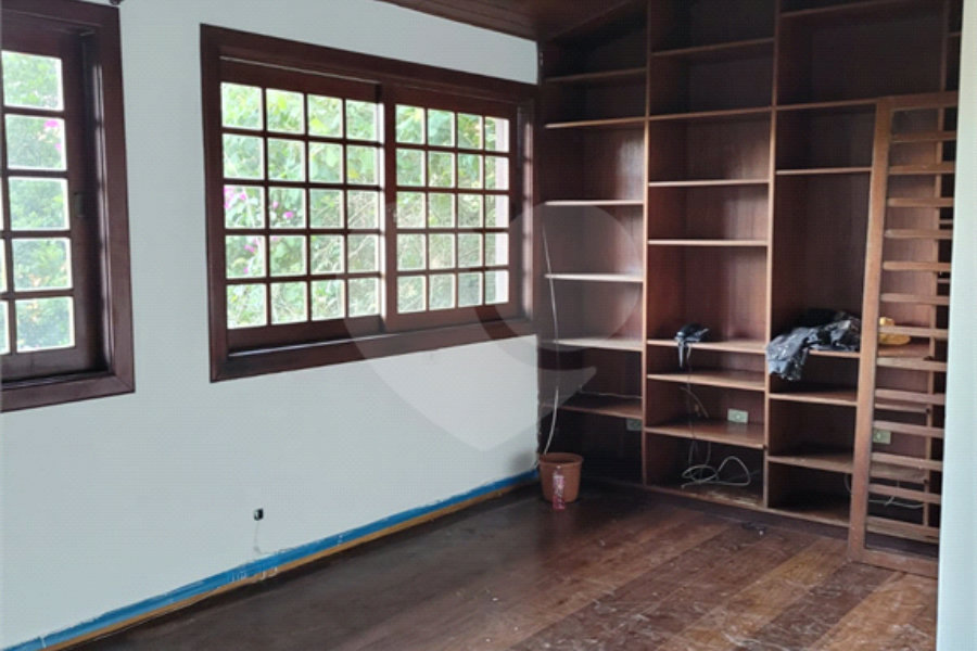 Casa à venda com 3 quartos, sendo 1 suíte,  em Serra da Cantareira, Mairiporã, SP