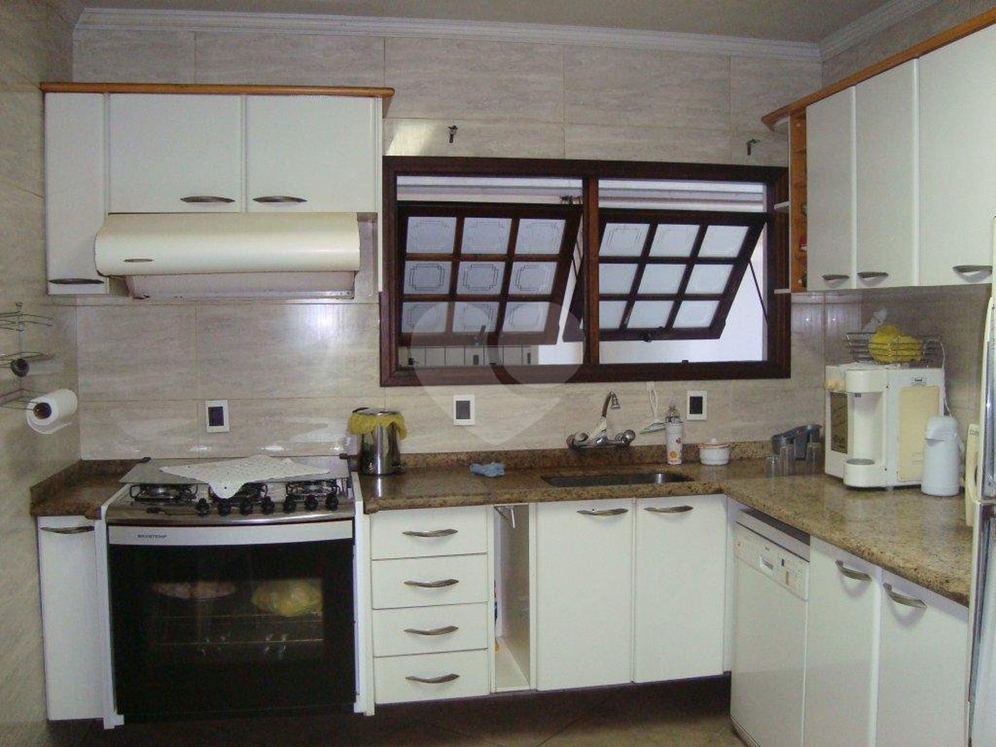 Sobrado à venda com 4 quartos, sendo 2 suítes, em Santa Teresinha, São Paulo, SP