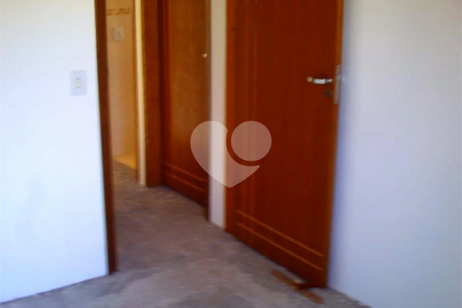 Sobrado à venda com 3 quartos, sendo 1 suíte, em Tremembé, São Paulo, SP