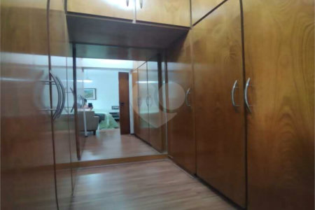 Apartamento à venda com 4 quartos, sendo 2 suítes, em Campo Belo, São Paulo, SP