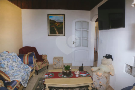 Casa à venda com 3 quartos, sendo 1 suíte, no condomínio Parque da Fazenda, Itatiba - SP
