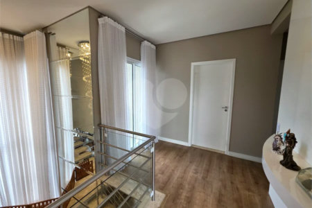 Casa à venda com 3 quartos, sendo 1 suíte,  no condomínio Santa Isabel I, Louveira - SP