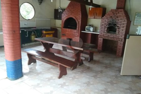 Sítio à venda com 8 quartos, sendo 4 suítes, em Boa Vista, Mogi das Cruzes, SP