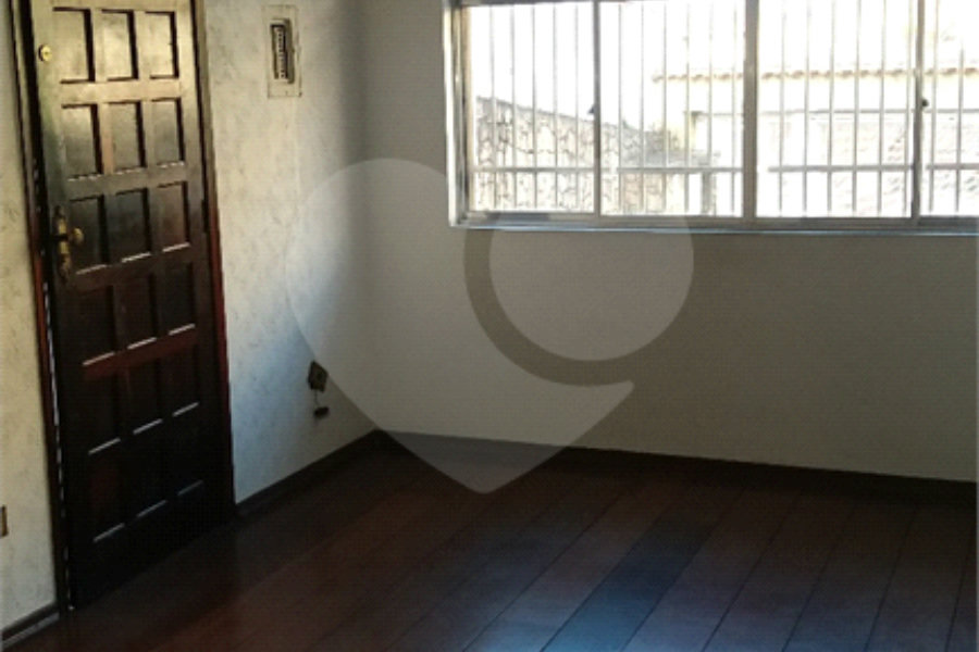 Sobrado à venda com 3 quartos, sendo 1 suíte, em Tremembé, São Paulo, SP