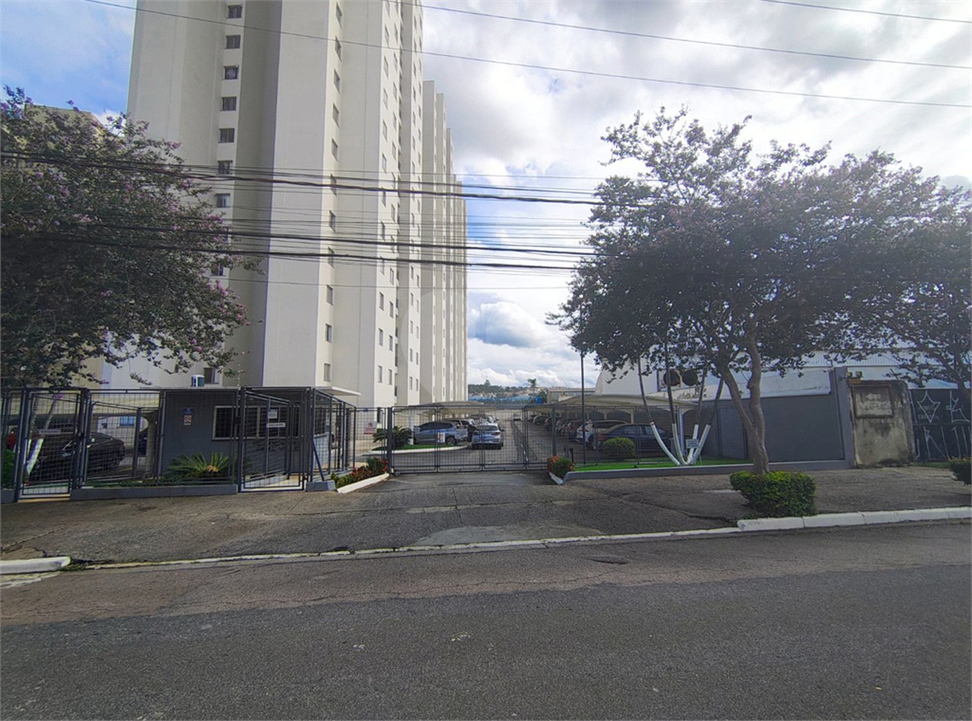 Apartamento à venda com 2 quartos, sendo 1 suíte, em Jardim Guarani, Jundiaí, SP