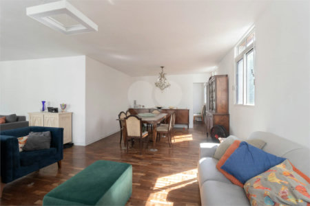Apartamento à venda com 4 quartos, sendo 1 suíte, em Jardim Paulista, São Paulo, SP