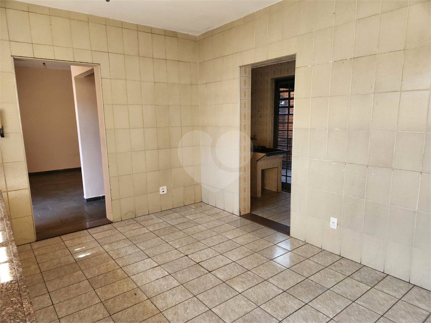 Casa à venda com 2 quartos em Vila Santa Maria (vila Xavier), Araraquara, SP