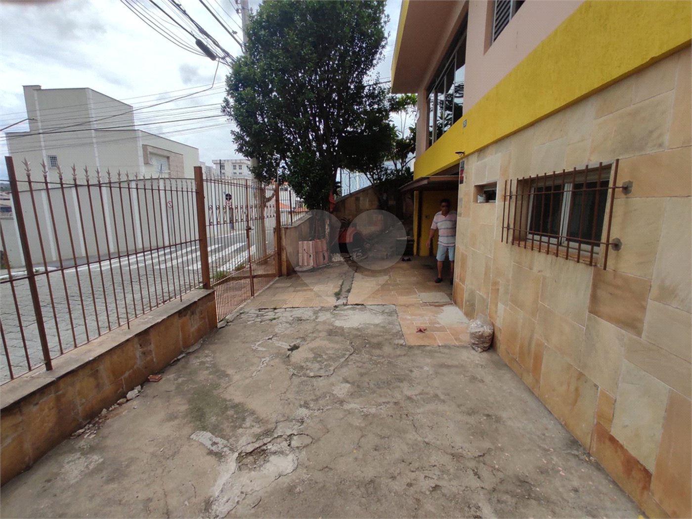 Casa à venda com 4 quartos, sendo 1 suíte, em Vila Galvão, Guarulhos, SP