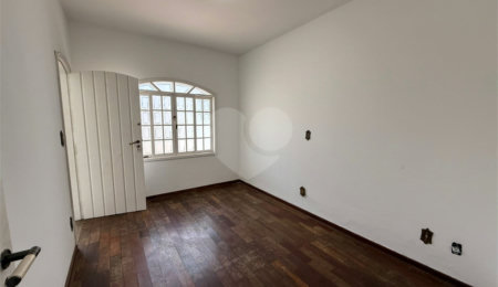 Casa à venda com 2 quartos em Jardim Itália, Itapetininga, SP