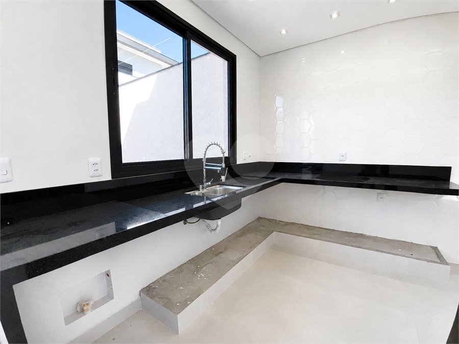 Casa à venda com 3 suítes no condomínio Bougainville, Sorocaba - SP