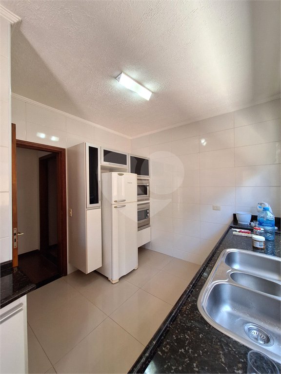 Casa à venda com 3 suítes no condomínio Bosque de Grevilea, Vinhedo - SP