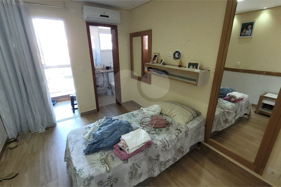 Sobrado à venda com 2 suítes em Vila Guilherme, São Paulo, SP