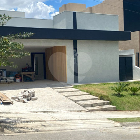 Casa à venda com 3 quartos, sendo 1 suíte,  no condomínio Cyrela Landscape, Votorantim - SP