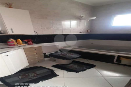 Casa à venda com 4 suítes no condomínio Residencial Vale das Laranjeiras, Indaiatuba - SP