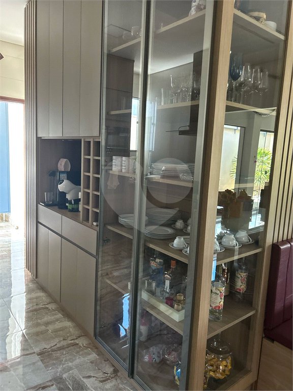 Casa à venda com 3 quartos, sendo 2 suítes, em Jardim de Cresci, São Carlos, SP
