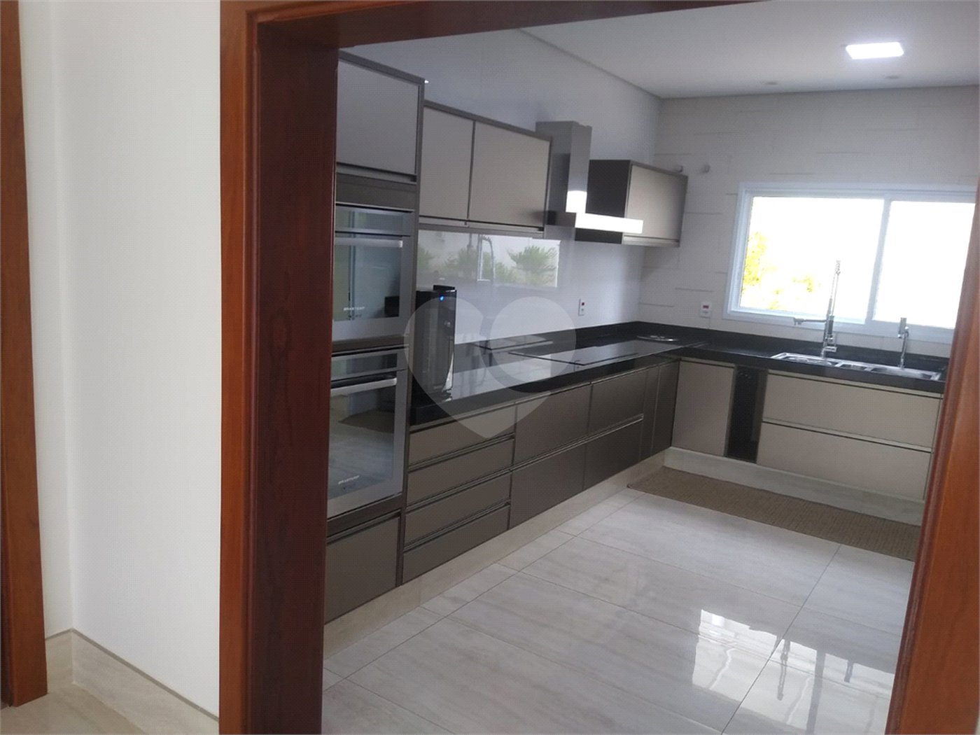 Casa à venda com 4 quartos, sendo 2 suítes,  no condomínio Damha Iii, São Carlos - SP