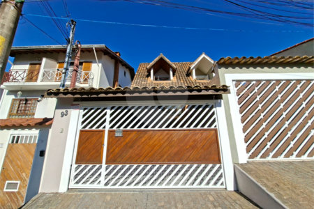 Sobrado à venda com 3 quartos, sendo 1 suíte, em Jardim Bonfiglioli, São Paulo, SP