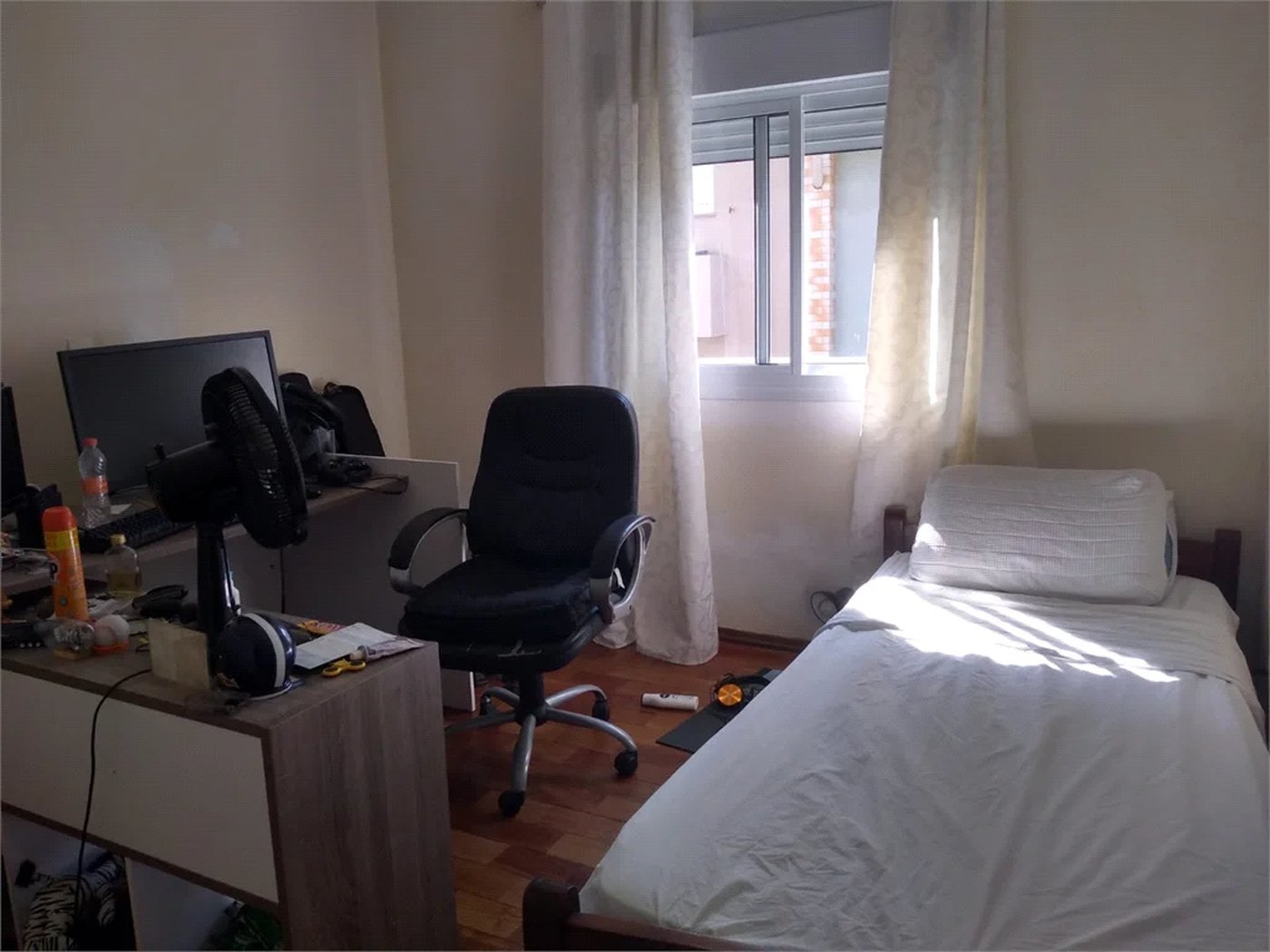 Casa à venda com 3 quartos, sendo 1 suíte,  em Jardim Caboré, São Paulo, SP
