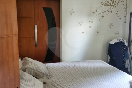 Casa Térrea à venda com 2 suítes em Santa Terezinha, São Bernardo do Campo, SP