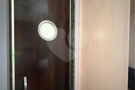 Sobrado à venda com 3 suítes em Vila Regente Feijó, São Paulo, SP
