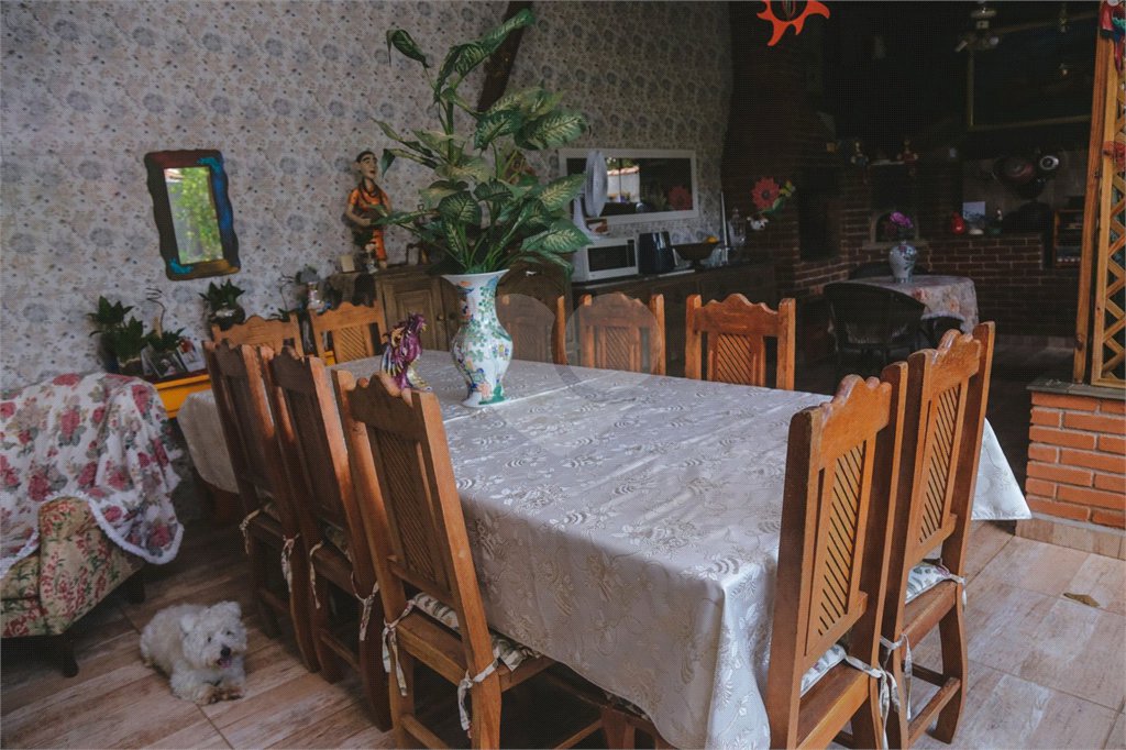 Casa à venda com 3 quartos, sendo 1 suíte, no condomínio Parque da Fazenda, Itatiba - SP