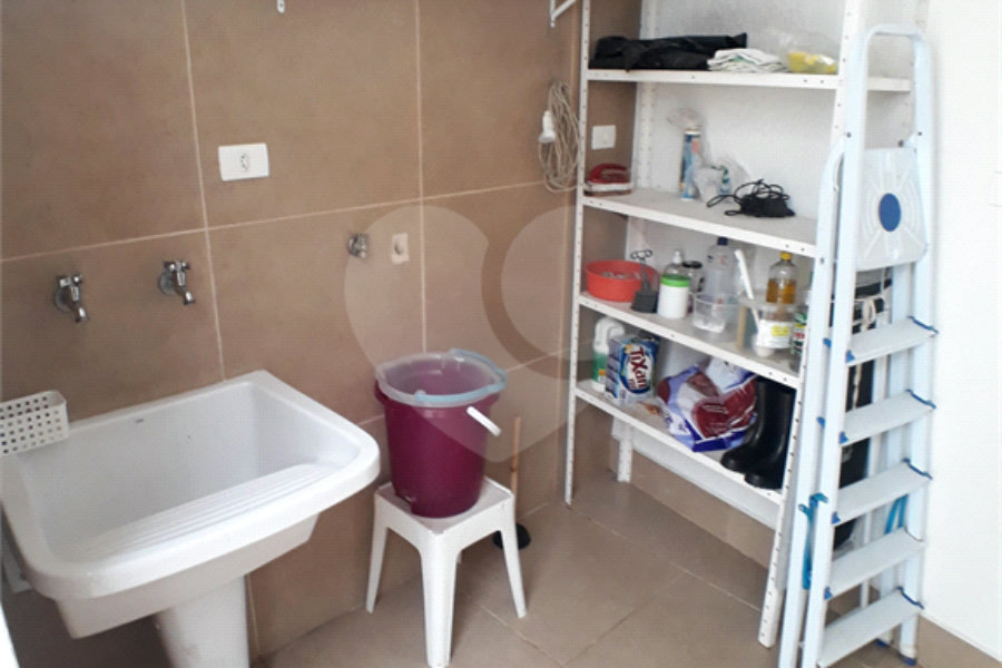 Sobrado à venda com 4 quartos, sendo 2 suítes, em Santana, São Paulo, SP