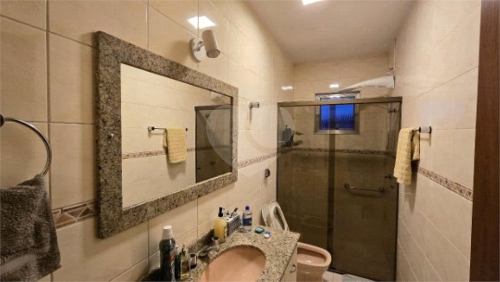 Sobrado à venda com 3 quartos, sendo 1 suíte, em Tremembé, São Paulo, SP