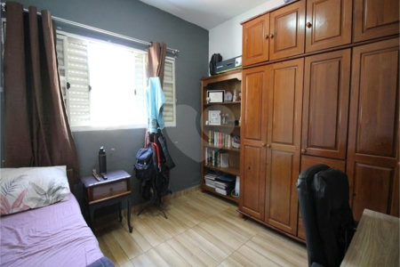 Casa à venda com 3 quartos, sendo 1 suíte, em Vila Clementino, São Paulo, SP