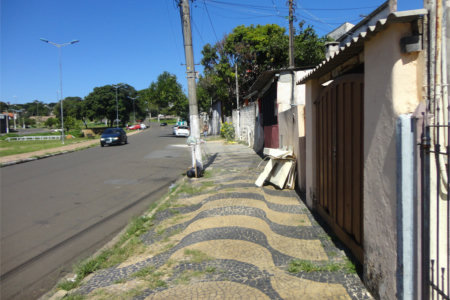 Casa à venda com 2 quartos em Vila Bissoto, Valinhos, SP