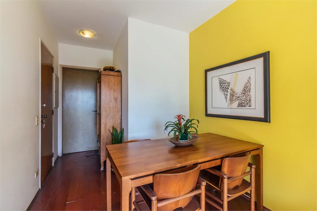 Apartamento à venda com 2 quartos, sendo 1 suíte, em Vila Madalena, São Paulo, SP