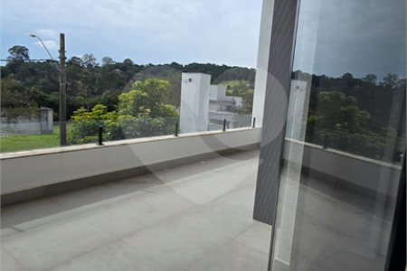 Casa à venda ou para alugar com 5 quartos, sendo 4 suítes,  no condomínio Equilibrium, Atibaia - SP