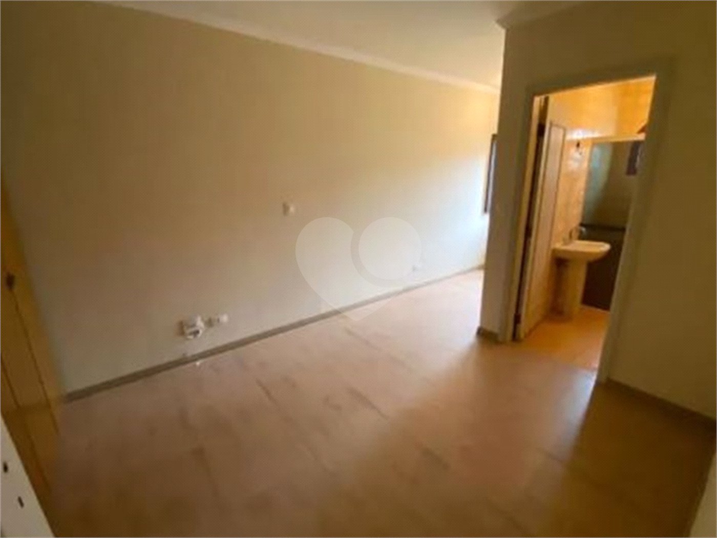 Sobrado à venda ou para alugar com 5 quartos, sendo 3 suítes, em Santana, São Paulo, SP