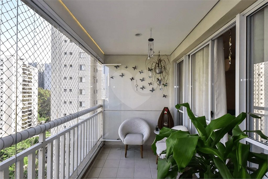 Apartamento à venda com 3 suítes em Lar São Paulo, São Paulo, SP