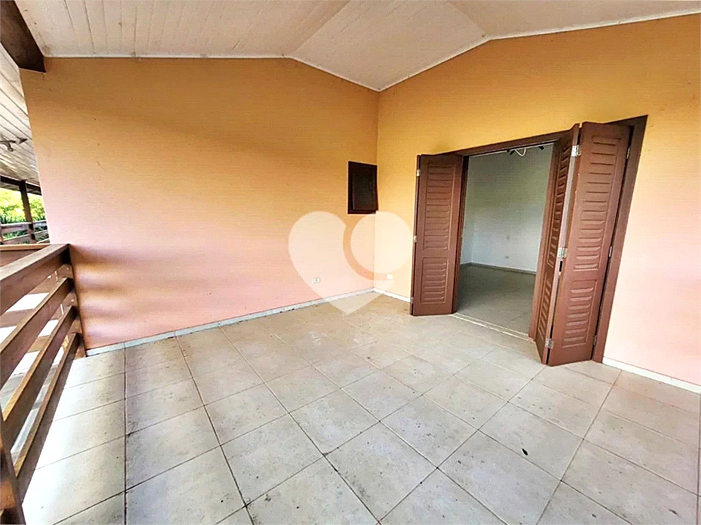 Casa à venda ou para alugar com 7 quartos, sendo 5 suítes, no condomínio Sausalito, Mairiporã - SP