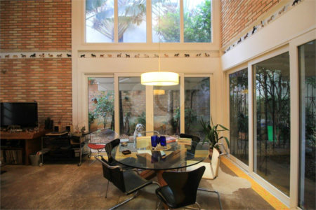 Casa à venda ou para alugar com 5 quartos, sendo 3 suítes, em Vila Madalena, São Paulo, SP