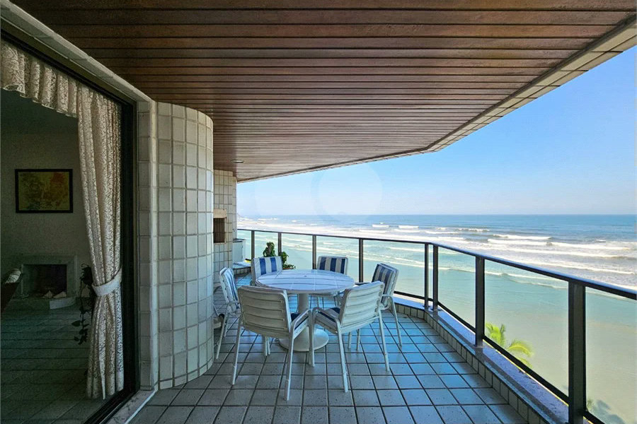 Apartamento à venda com 3 suítes em Riviera de São Lourenço, Bertioga, SP