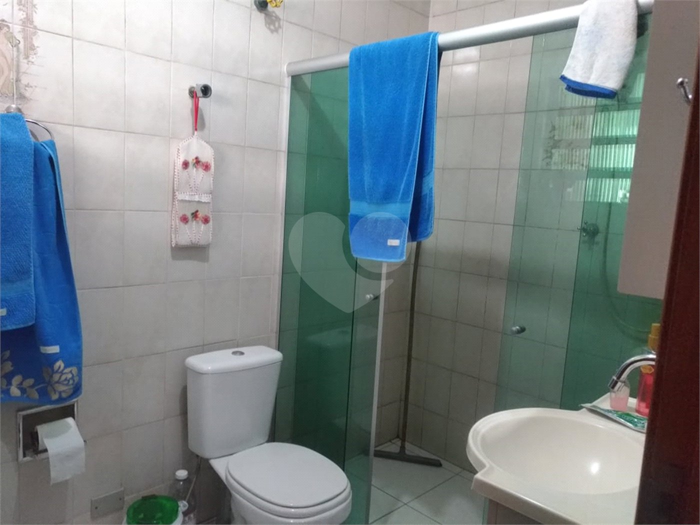 Sobrado à venda com 3 quartos, sendo 1 suíte, em Tremembé, São Paulo, SP
