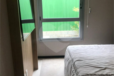 Apartamento à venda com 2 quartos, sendo 1 suíte,  em Jardim das Acácias, São Paulo, SP