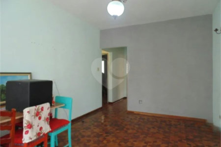 Casa Térrea à venda com 3 quartos, sendo 1 suíte,  em Parque Jabaquara, São Paulo, SP