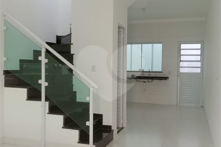 Sobrado à venda com 3 quartos, sendo 2 suítes, em Cidade Patriarca, São Paulo, SP